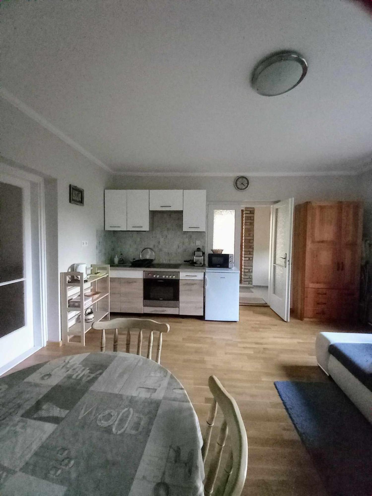 Bike&Night Apartman Baracska Kültér fotó
